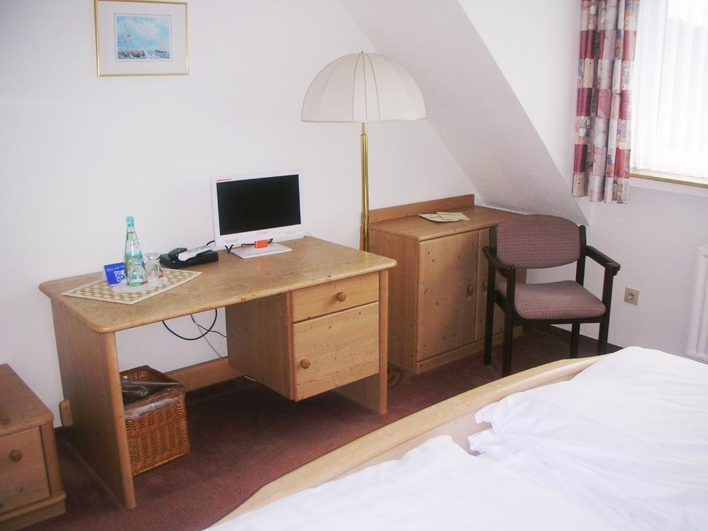 Heidehotel Hildfeld Winterberg Rum bild